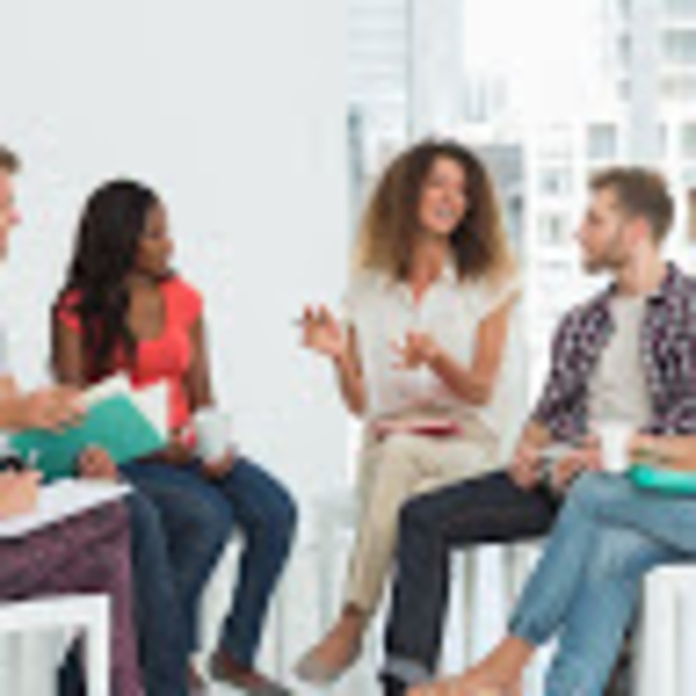 Meet your Posher, Lois